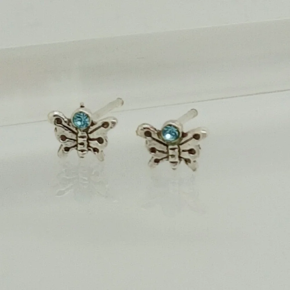 Vintage butterfly stud